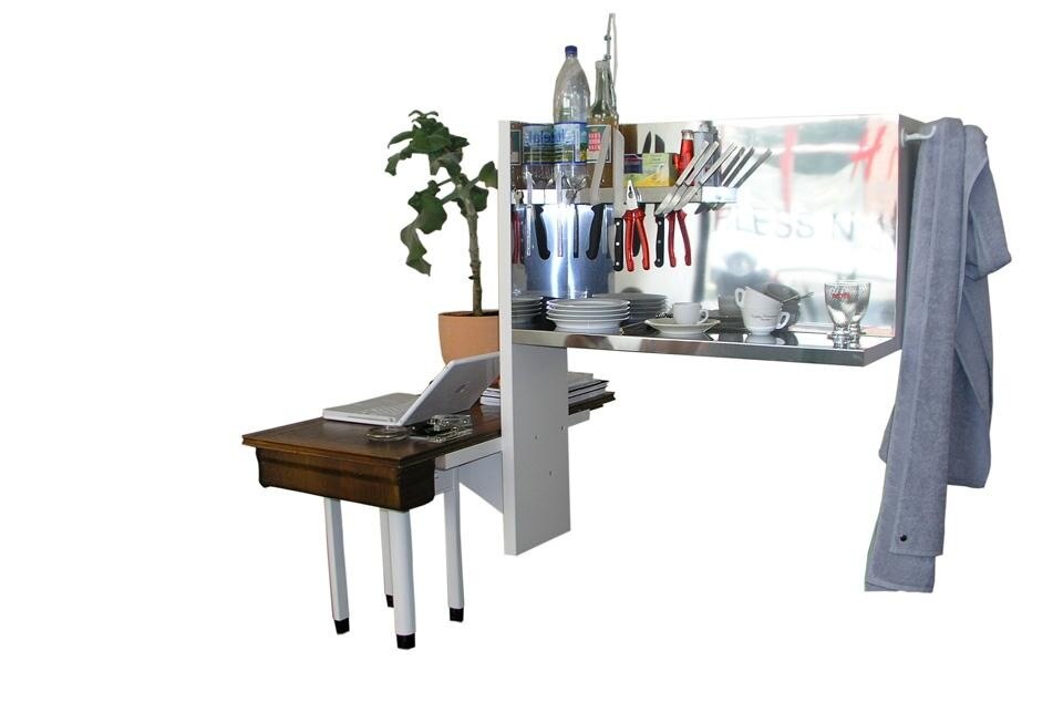 Bless, BLESS N°22 Perpetual home motion machines, Primavera/Estate, 2004. Photo Image cIma Bless, BLESS N°22 Perpetual home motion machines, Primavera/Estate, 2004. Photo Image cIma