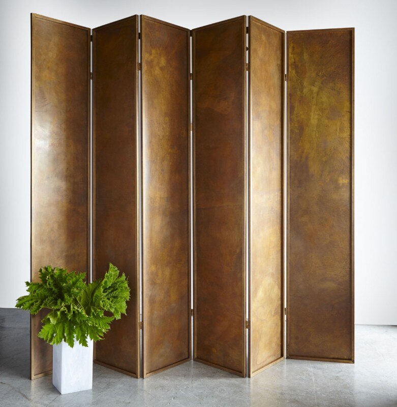 Martha Sturdy, Art Screen, paravento di ottone, 2017 Martha Sturdy, Art Screen, paravento di ottone, 2017