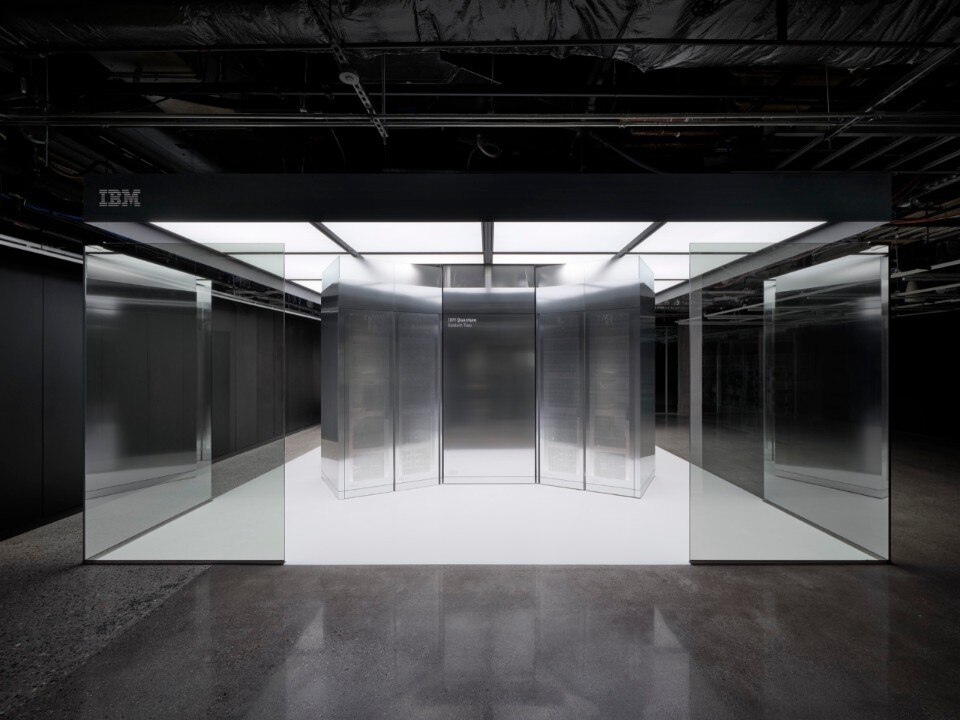 Il nuovo supercomputer quantistico di Ibm sembra uscito da un film di fantascienza